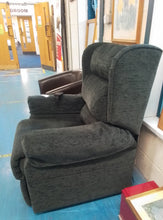 Load image into Gallery viewer, Electric Riser Recliner