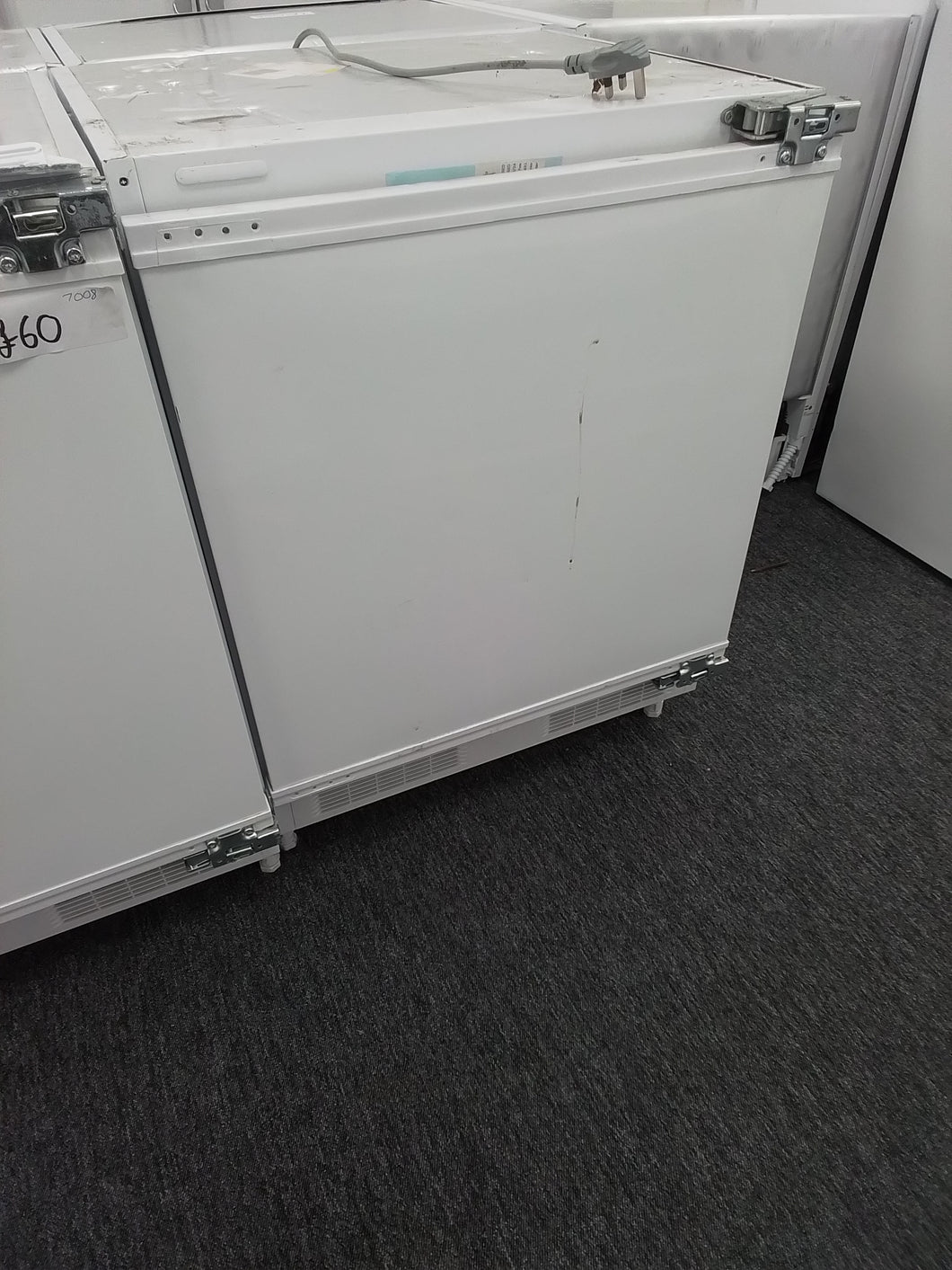 Beko Intergrated Undercounter Fridge