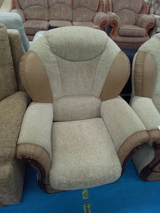 3 Seater sofa & 2 x Armchairs