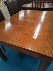 Dining Table & 4 Chairs