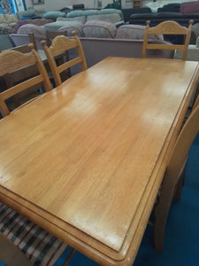 Pine Dining Table & 6 Chairs