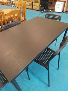 Dining Table & 4 Chairs