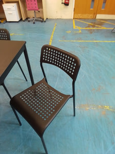 Dining Table & 4 Chairs