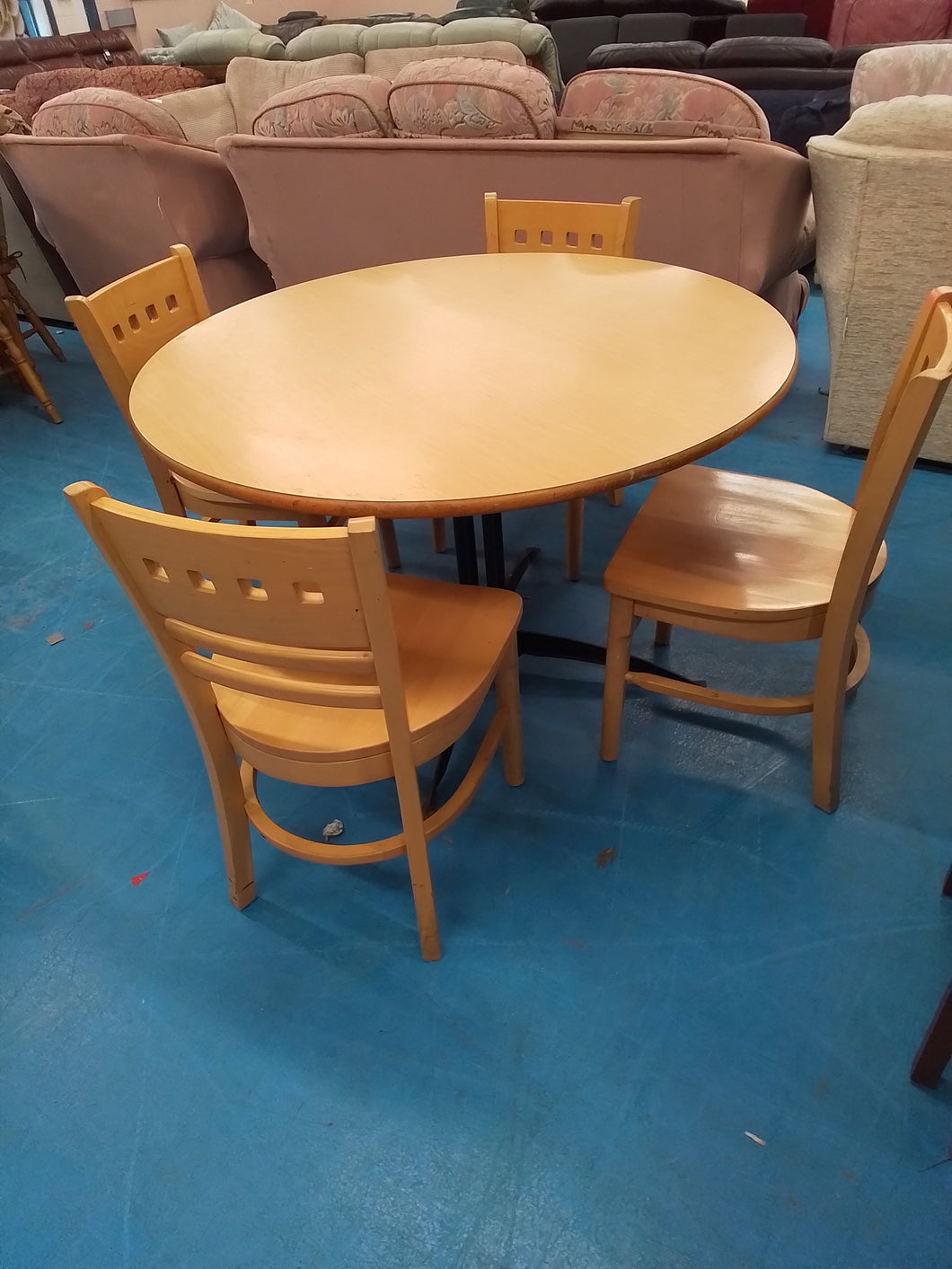 Round Dining Table & Four Chairs