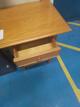 Load image into Gallery viewer, Side Table
