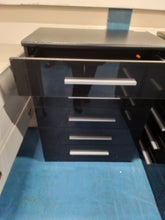 Load image into Gallery viewer, Chest of Drawers
