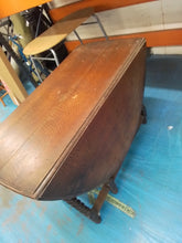 Load image into Gallery viewer, Drop Leaf Table
