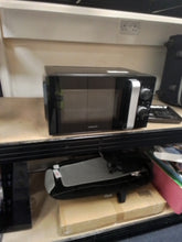 Load image into Gallery viewer, Black Microwave
