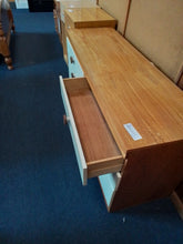 Load image into Gallery viewer, Chest of Drawers
