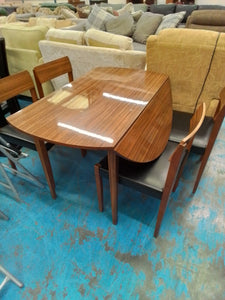 Drop Leaf Table & 4 chairs