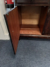 Load image into Gallery viewer, Sideboard
