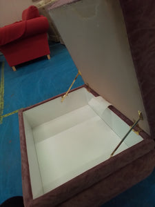 Pouffe with storage