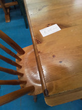 Load image into Gallery viewer, Dropleaf Table &amp; 4 Chairs
