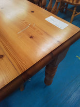 Load image into Gallery viewer, Pine Dining Table &amp; 4 Chairs
