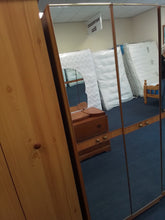 Load image into Gallery viewer, Wardrobe set (2 x wardrobes)
