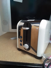 Load image into Gallery viewer, Russell Hobbs Toaster
