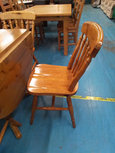 Load image into Gallery viewer, Dropleaf Table &amp; 4 Chairs
