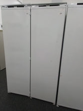 Load image into Gallery viewer, Intergrated Fridge
