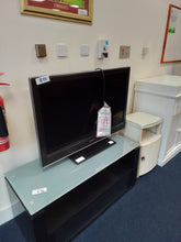 Load image into Gallery viewer, Sony 40" Television

