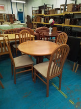 Load image into Gallery viewer, Dining Table &amp; 4 Chairs

