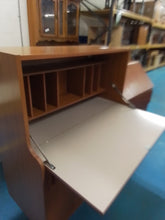 Load image into Gallery viewer, Cabinet
