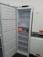 Load image into Gallery viewer, Integrated Freezer
