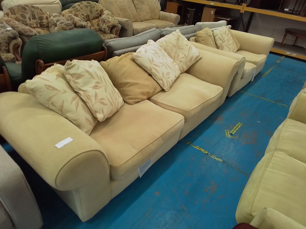 4 Seater & 2 Seater sofa