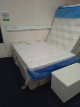 Load image into Gallery viewer, Factory Return 4ft Bed
