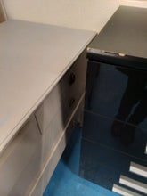 Load image into Gallery viewer, Chest of Drawers
