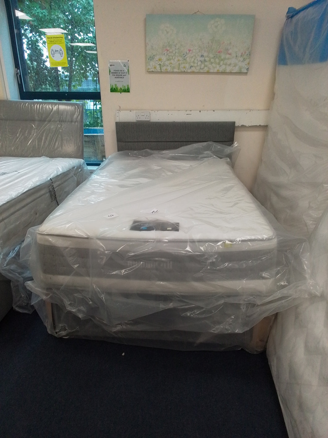 4ft Factory Return Bed Complete