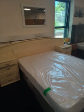 Load image into Gallery viewer, Kingsize Headboard w/Built In Bedside Cabinets
