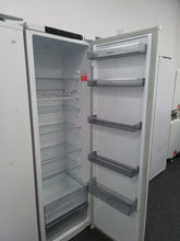Load image into Gallery viewer, Intergrated Fridge

