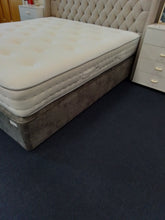 Load image into Gallery viewer, Superking Bedbase
