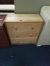 Load image into Gallery viewer, Chest of Drawers
