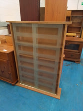 Load image into Gallery viewer, Cabinet
