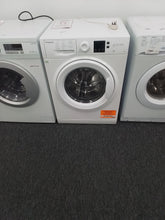 Load image into Gallery viewer, Hotpoint 7kg Washing Machine
