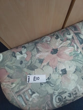 Load image into Gallery viewer, Ottoman
