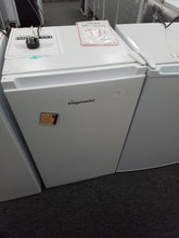 Load image into Gallery viewer, Fridgemaster undercounter fridge with icebox
