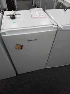 Fridgemaster undercounter fridge with icebox