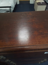 Load image into Gallery viewer, Chest of Drawers
