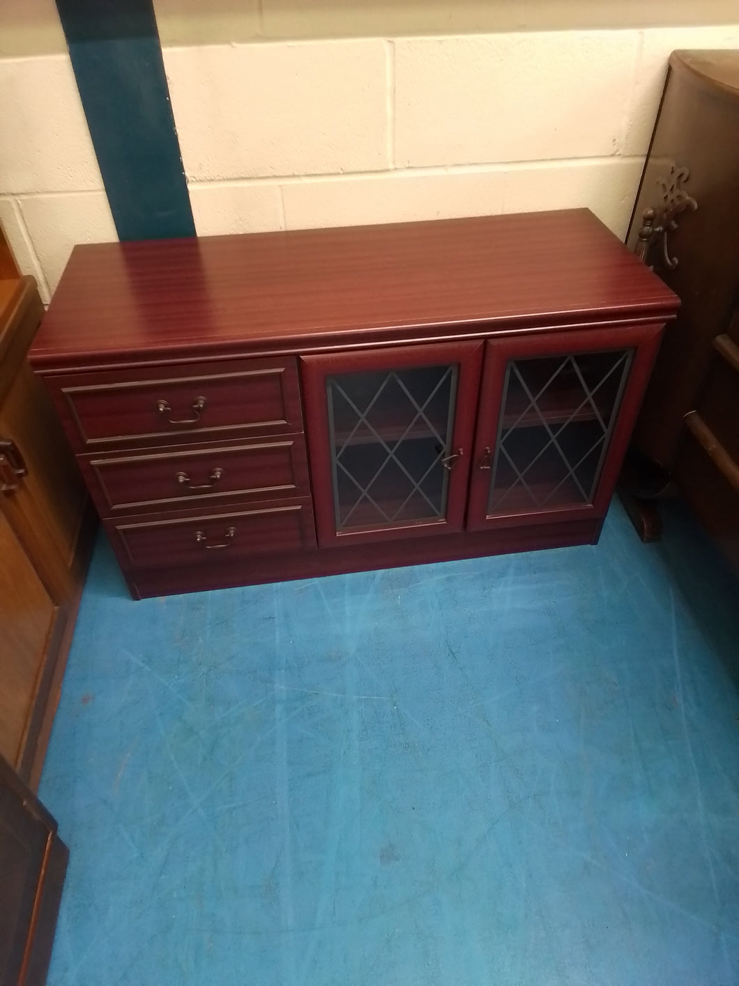 Mahogany Tv Cabinet