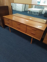 Load image into Gallery viewer, Dressing Table
