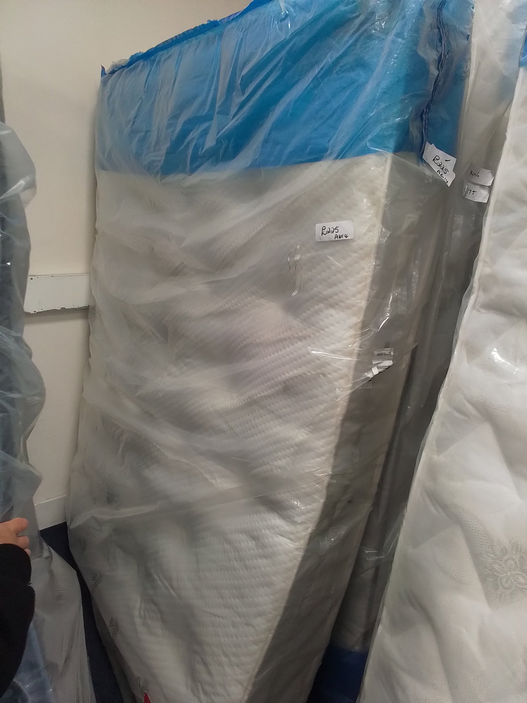Kingsize Factory Return Mattress
