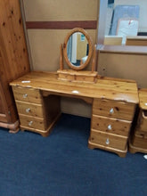 Load image into Gallery viewer, Pine Dressing Table

