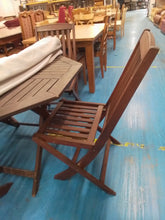 Load image into Gallery viewer, Garden Table w/4 Chairs &amp; Parasol
