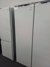 Load image into Gallery viewer, Intergrated Larder Fridge
