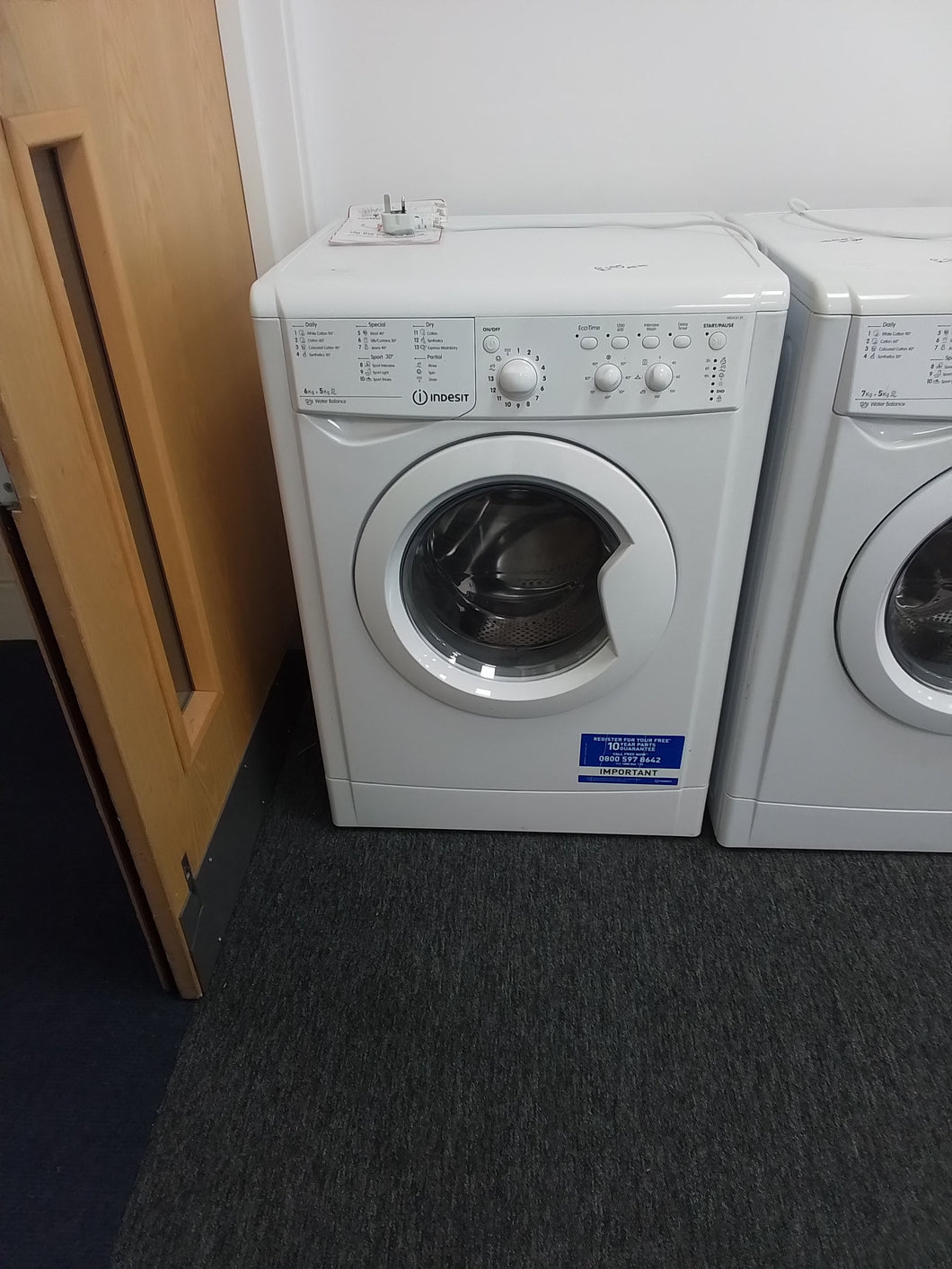Indesit 6kg/5kg Washer Dryer