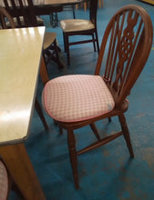 Load image into Gallery viewer, Dining Table &amp; 4 Chairs
