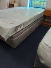 Load image into Gallery viewer, Kingsize Ottoman Bed Base
