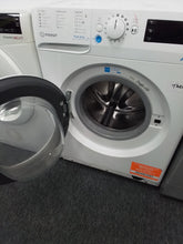 Load image into Gallery viewer, Indesit Innex Washer Dryer
